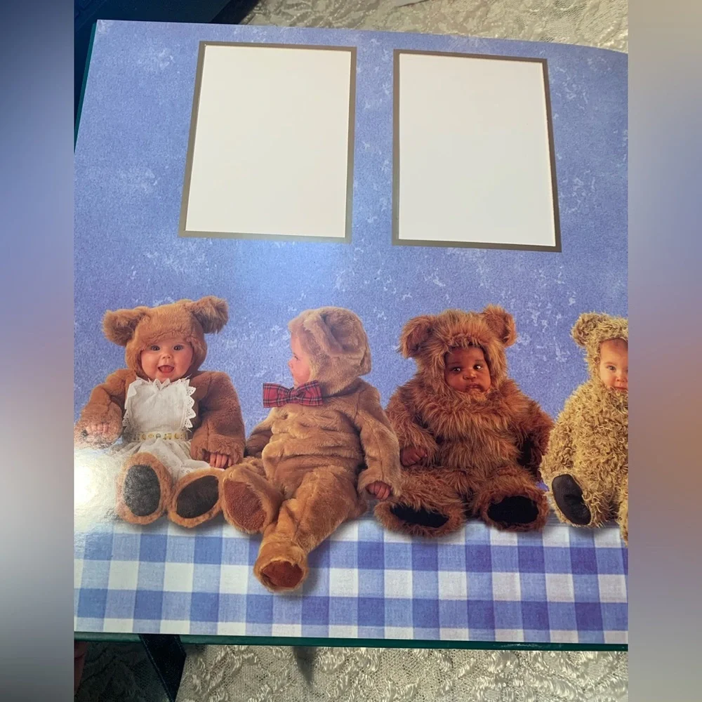 Vintage Anne Geddes photo album from 1997 EUC